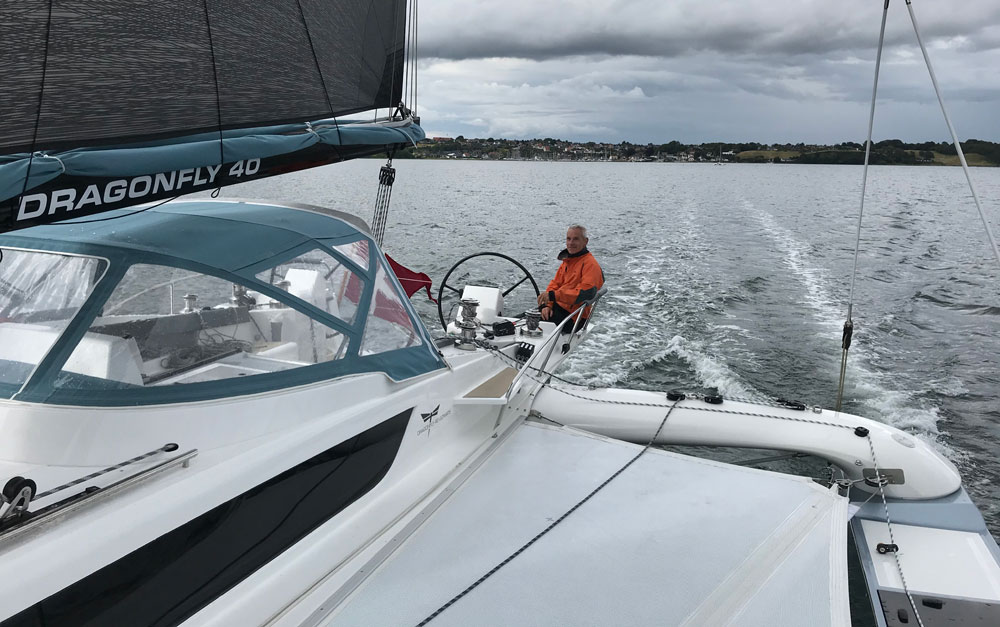 Sailing Dragonfly 40 trimaran