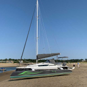 Dragonfly 28 trimaran beached at Bembridge