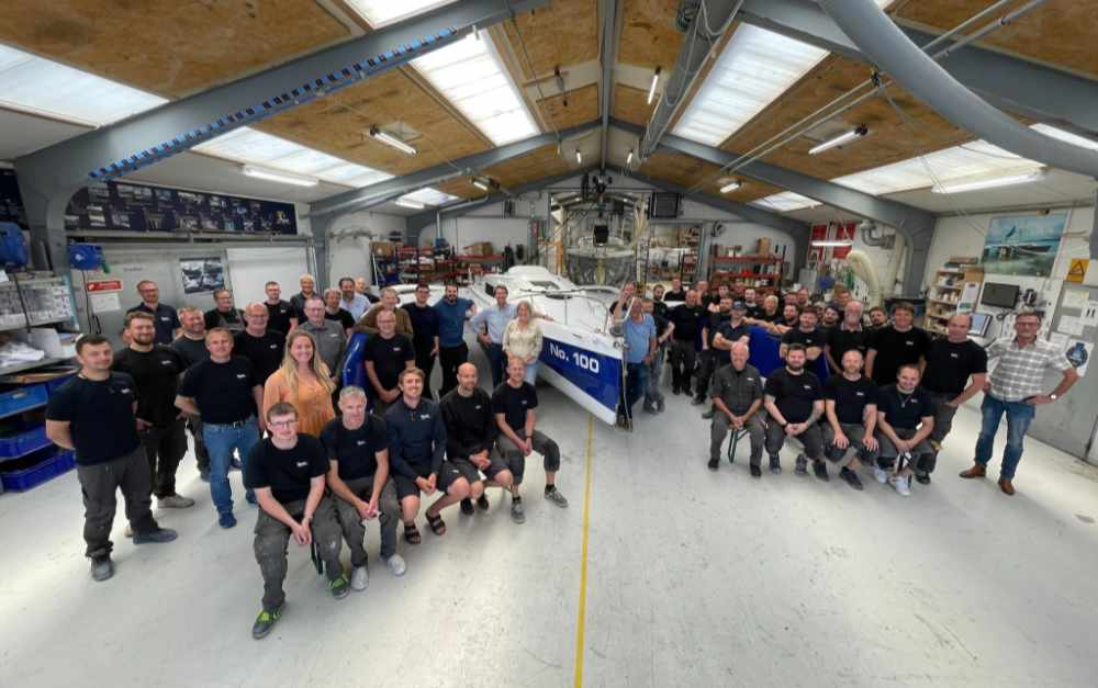 Dragonfly team celebrate completion of Dragonfly 25, no 100