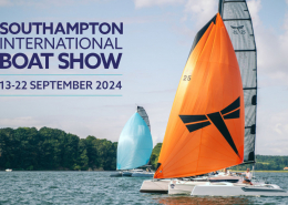 Dragonfly 25 and 28 sailing with spinnakers