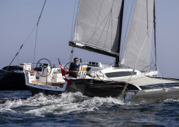 Dragonfly 40C fastest on Silverrudder 24 race