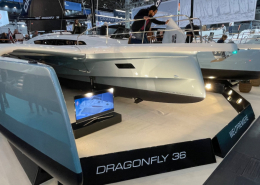 Dragonfly 36 reverse bow on centre hull