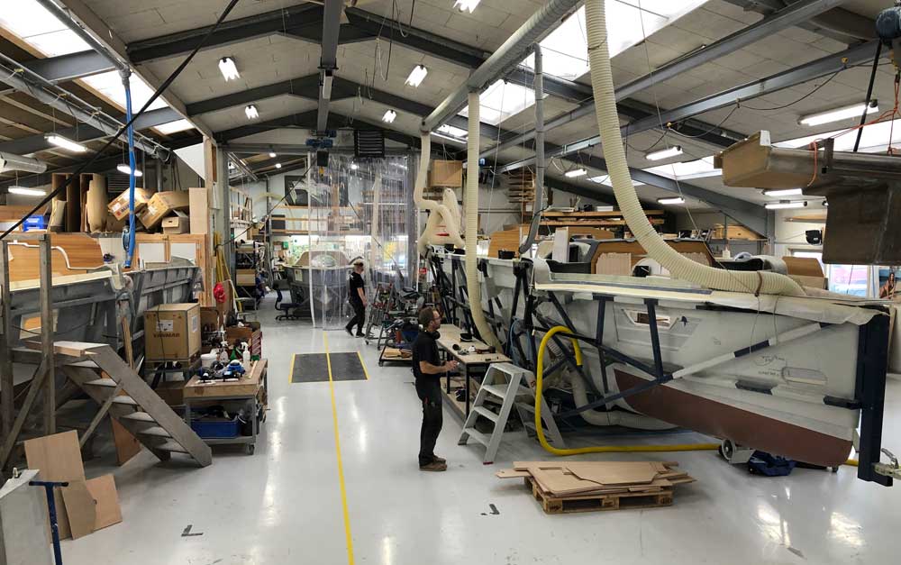 Open Yard - Dragonfly 40